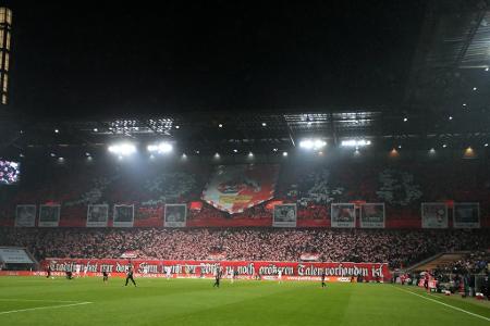 Anlässlich des 68. Klubgeburtstags lassen die Fans des 1. FC Köln am 13. Februar die wichtigsten Stationen des Vereins revue...