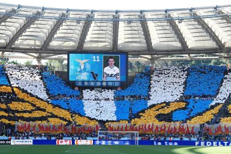 Das Derby der Ewigen Stadt ist Anlass für diese Choreo der Lazio-Anhänger.