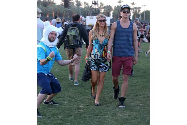 ...in der Freizeit sind Promis nicht vor ihnen gefeit. Ob Paris Hilton auf dem Coachella-Festival überhaupt gemerkt hat, wie...