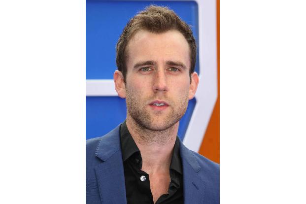 ...der mittlerweile 26-jährige Matthew Lewis schon ganz anders aus! Der Brite, den es zwischenzeitlich ins Fernsehen verschl...