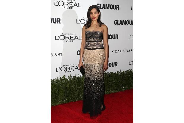 ...war hingegen die Robe von Freida Pinto. Die Sanduhrfigur der indischen Schauspielerin wurde bestens betont. Etwas...