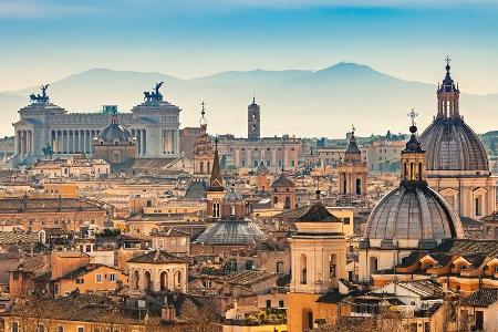 Rom ist einzigartig. Paläste, Kirchen, antike Ruinen - kaum eine andere Stadt bietet Urlaubern so viele Sehenswürdigkeiten. ...