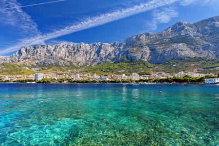 Rund 50 Kilometer südlich der Stadt Split beginnt die Makarska Riviera. Es ist eine der schönsten Gegenden Kroatiens, wo Mee...