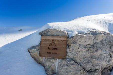 Der höchste Punkt des Biokovo ist der Sveti Jure auf einer Höhe von 1.762 Metern. Der Gipfel liegt lediglich fünf Kilometer ...