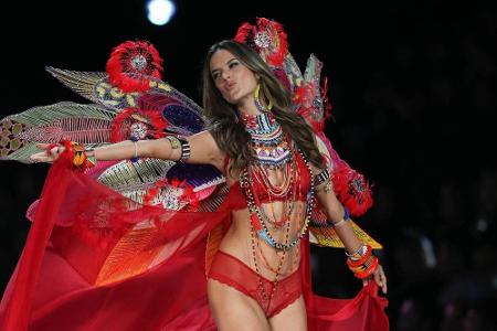 Alessandra Ambrosio (36) genoss ihren vermutlich letzten Auftritt bei der 