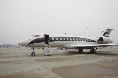 Niki Lauda - Bombardier Global 6000