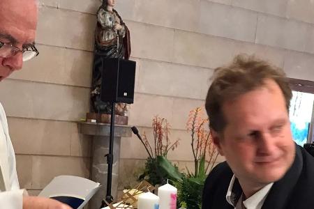 Bei der Taufe seiner Zwillinge hat Jens Büchner um die Hand von Daniela Karabas angehalten
