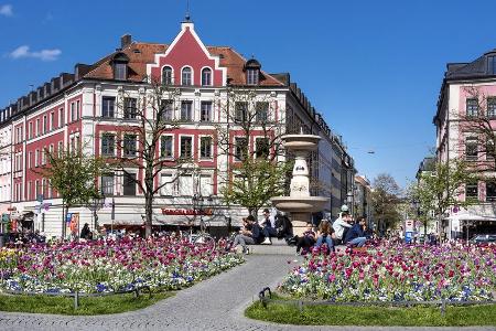 Der Gärtnerplatz in München leuchtet im Frühling mit all seiner Pracht