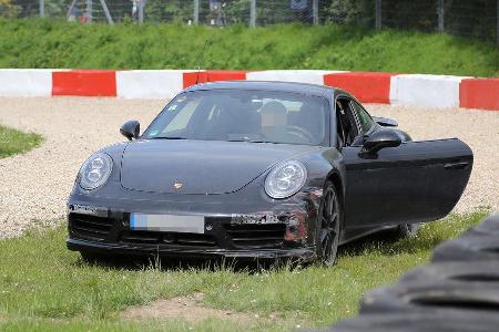 Erlknig Porsche 911 Turbo Facelift Crash