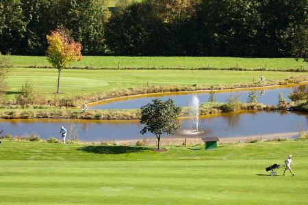 Der Kaiserwinkl ist auch beliebter Spielplatz für Golfer