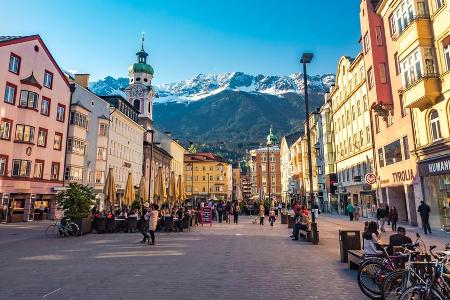 In der Altstadt von Innsbruck befinden sich zahlreiche Sehenswürdigkeiten