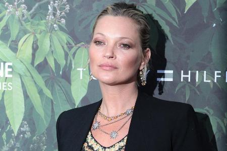 Kate Moss greift angeblich wieder zur Flasche.