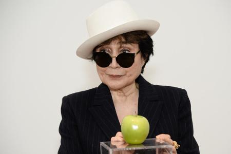 Yoko Ono ist weit mehr als die Witwe von John Lennon (1940-1980). Ob als Aktionskünstlerin, Musikerin, Poetin oder Friedensa...