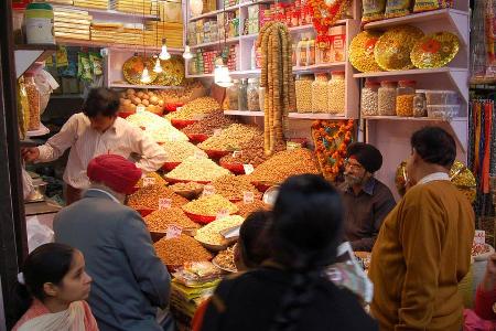 Auf indischen Märkten wird das Kraut Ashwagandha zur Luststeigerung hoch gehandelt