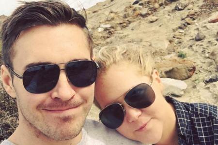 Ein schöner Tag am Strand: Amy Schumer und Ben Hanisch sind schwer verliebt