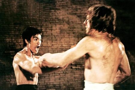Im echten Leben Freunde, auf der Leinwand erbitterte Feinde: Bruce Lee und Chuck Norris in 