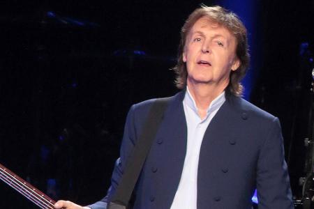 Paul McCartney während eines Konzerts in Philadelphia