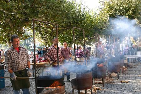 Marroniröster beim Festo della castagne in Ascona