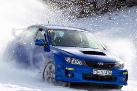 Mit dem Subaru WRX STI perfekte Winter-Drifts lernen