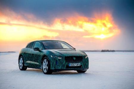 Jaguar I-Pace getarnt Schnee Fahrbericht 2018