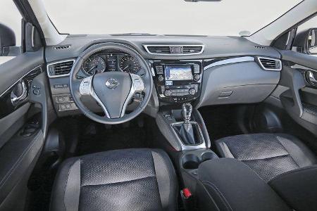 Nissan Qashqai 1.2 DIG-T, Cockpit