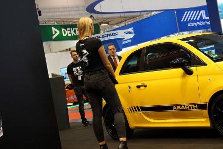 Essen Motor Show 2016, Girls