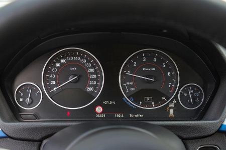 BMW 340i xDrive Touring M Sport, Anzeigeinstrumente