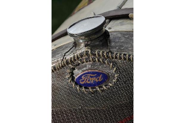 Ford A Racer, Kühlergrill