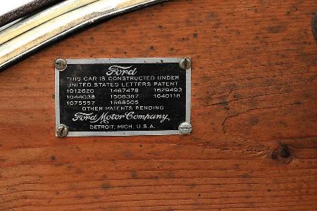 Ford A Racer, Plakette