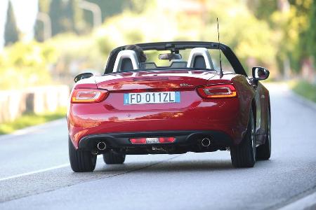 Fiat 124 Spider 1.4 Turbo, Heckansicht