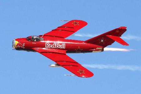 Mig 17 - Red Bull