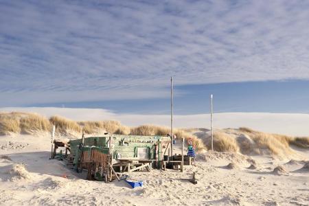Auch eine Sandbank schafft es in diese Liste: Der Kniepsand, westlich der Nordseeinsel Amrum, ist 15 Kilometer lang und bis ...
