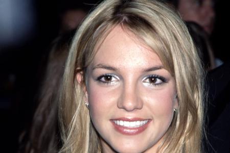 Mit Britney Spears' Karriere ging es schon in jungen Jahren steil bergauf. 1999 landete sie mit 