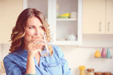 Diese Fehler machen wir alle beim Wassertrinken wenig trinken