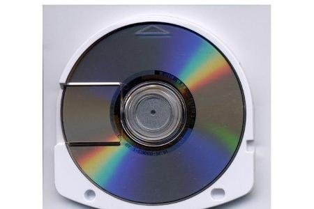 2005 - 2011: Universal Media Disc