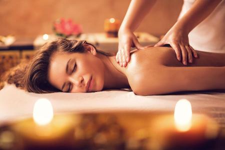 Tantra-Massage: So gelangt sie garantiert zum Höhepunkt