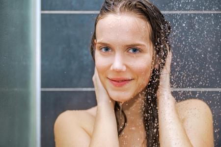 Die 6 besten Sex-Stellungen unter der Dusche