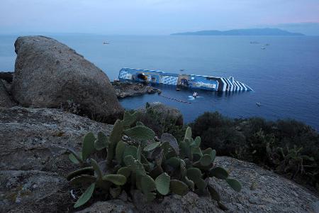 13. Januar 2012 - Bei der Havarie der Costa Concordia sterben 32 Menschen