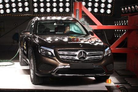 12/2015 EuroNCAP Crashtest Mercedes GLC