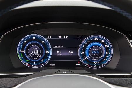 VW Passat GTE, Rundinstrumente