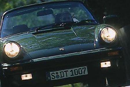 Das Carrera Cabriolet, Modelljahr 1986, fährt sich wie ein modernes Auto, hat aber dennoch eine unverkennbar eigenständige N...