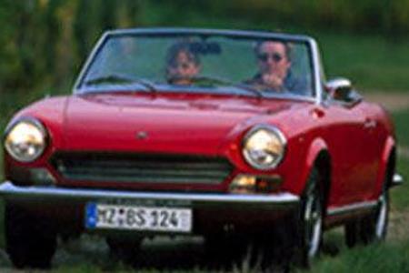 Alfa Romeo Spider 2.0, MG B, Pininfarina Spidereuropa