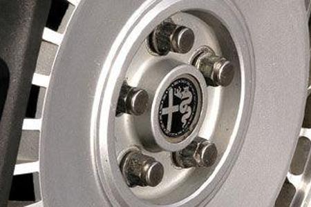 Die wunderschönen Alu-Räder waren Serienausstattung.