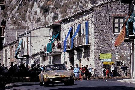 Der Opel GT wurde natürlich auch bei Rallyes eingesetzt.