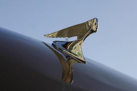 Peugeot 402 