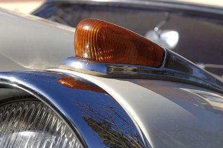 Dabei gehört es zu den größten Borgward-Phänomenen, dass sich eine Isabella weit weniger antik anfühlt als die meisten ihrer...