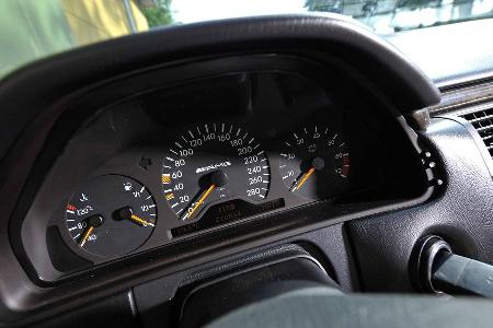 Mercedes E 50 AMG, Rundinstrumente