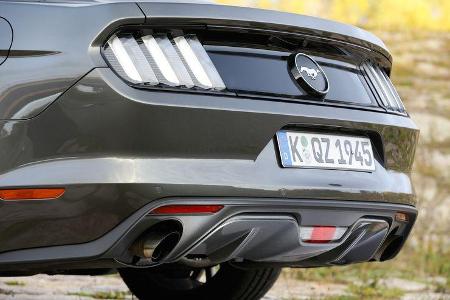 Ford Mustang 2.3 Ecoboost Fastback, Heck, Auspuff