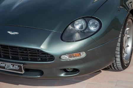 Aston Martin DB7, Frontscheinwerfer