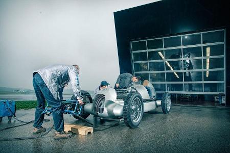 Mercedes-Benz W25, Silberpfeil, Frontansicht